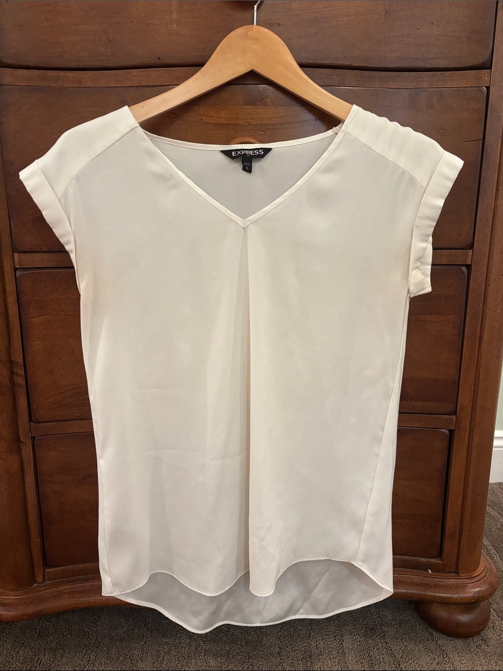 Express Cream V-Neck Cap Sleeve Blouse